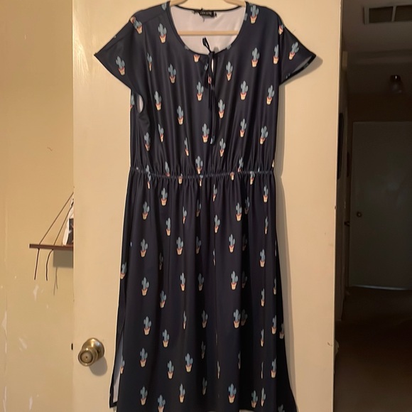 Modcloth Dresses & Skirts - Cactus print dress